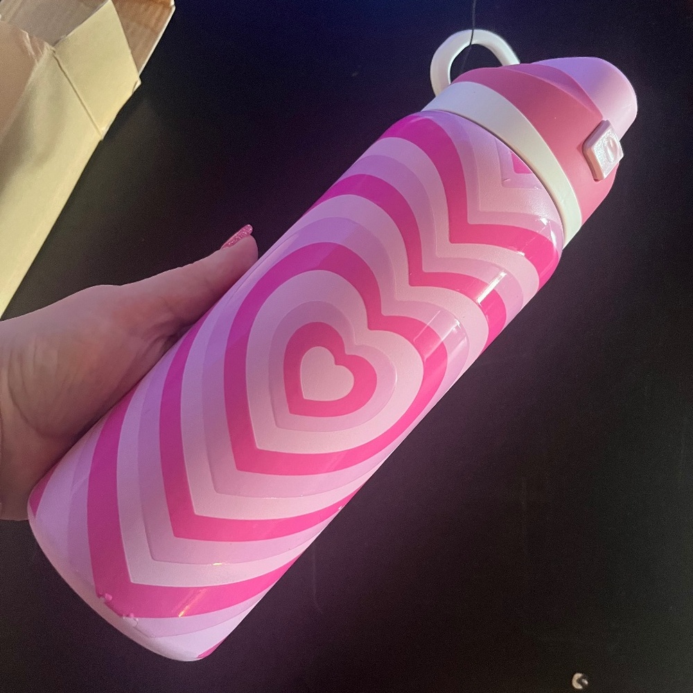 Pink Heart Patterned Water Bottle